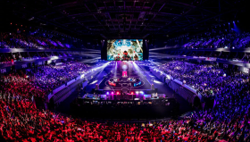 S15总决赛门票即将售罄，电竞爱好者聚焦巴黎拉德芳斯体育馆，线上直播同步开启